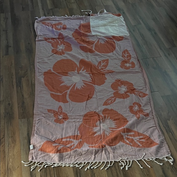 HYdra Towel Bag - Picture 2 of 4